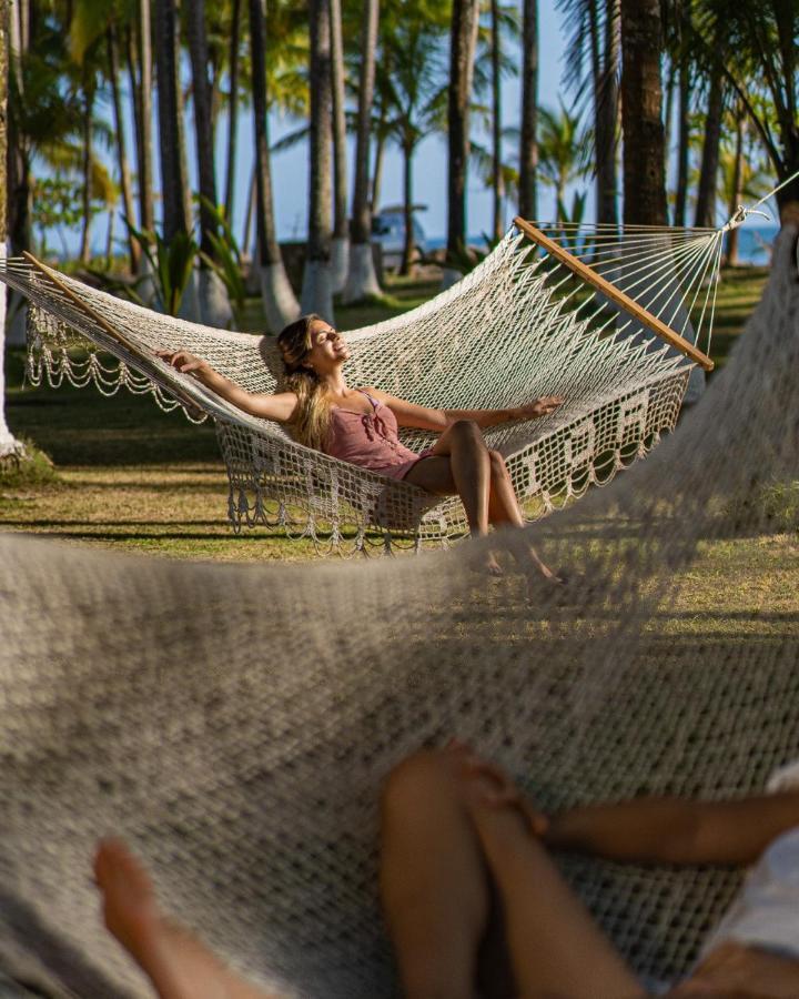 Hotel La Isla Parrita Buitenkant foto